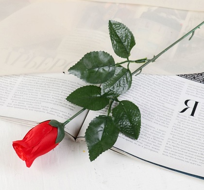  Фото №1 - Цветы искусственные «Роза простая» 50 см, красный . Артикул: 428836