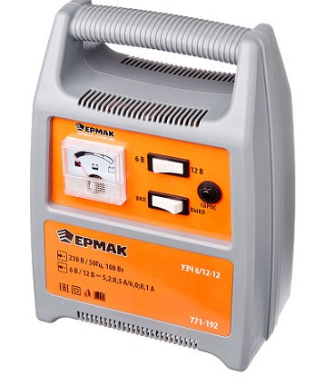  Фото №1 - Зарядное устройство ЕРМАК трансформаторное автомат, 6А, 6В/12В, пласт. корпус. Артикул: 771-191